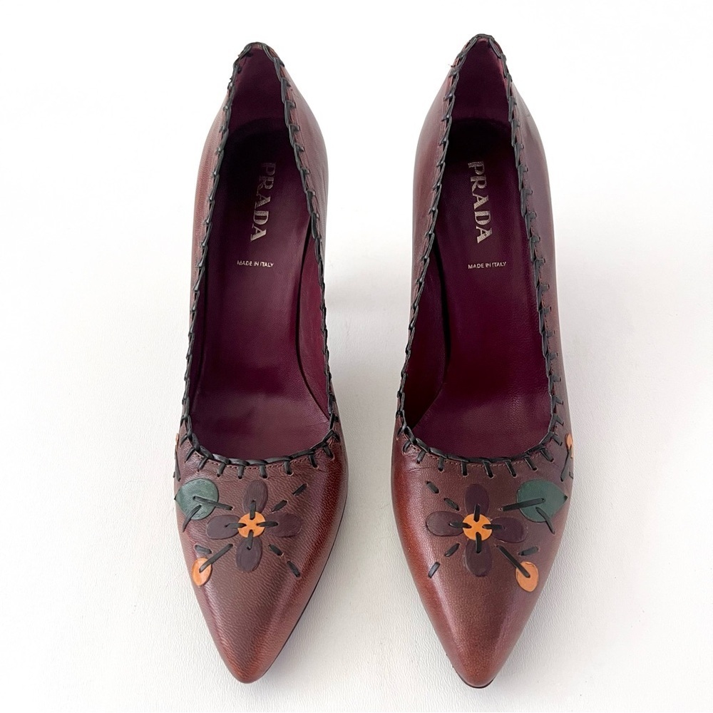 PRADA | Vintage Brown Red Leather Floral Stitch Appliqué Pointed‎ Pumps EU 38.5 - Picture 2 of 11